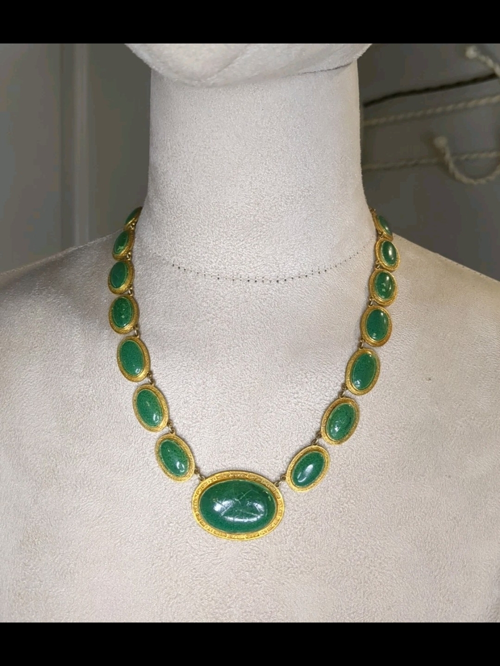 Vintage Art Deco Brass And Green Oval Link Necklace Flapper Girl Formal